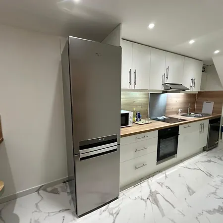 Oikos- Paris 20 Mn ,lit King Size , Terrasse , Free Parking *