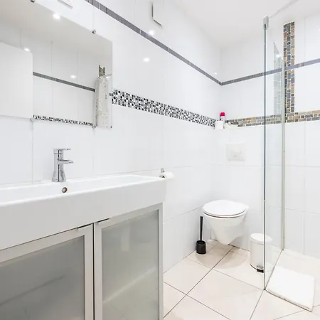 Appartamento Oikos- Paris 20 Mn ,lit King Size , Terrasse , Free Parking