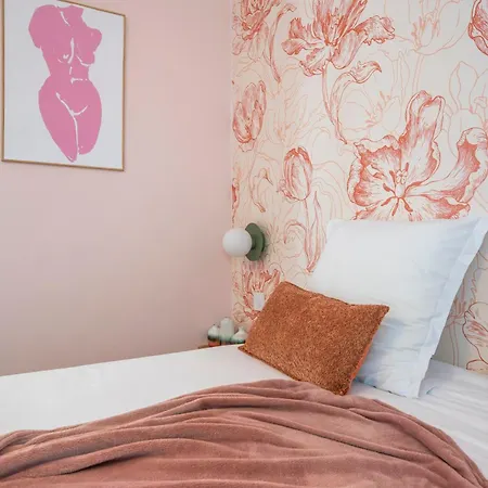 Appartamento Oikos- Paris 20 Mn ,lit King Size , Terrasse , Free Parking Argenteuil